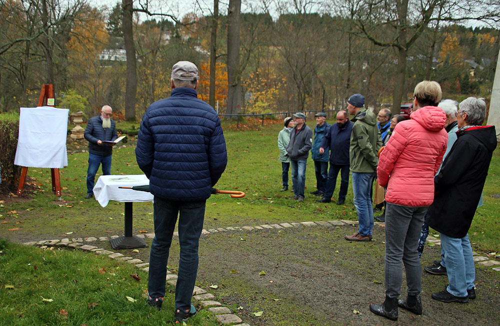 Einweihungsfeier der Staffellei mit Zuschauern